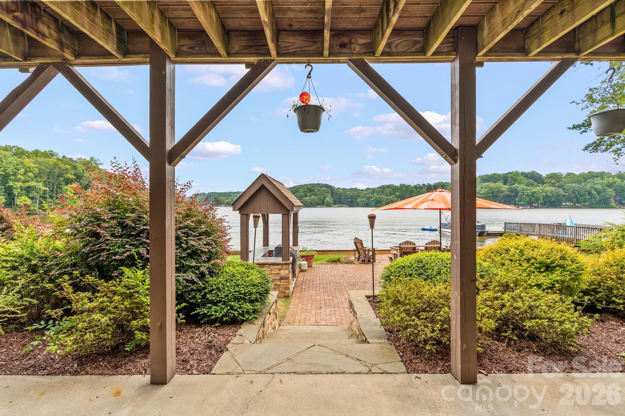 Single Family Residence at 161 Abbotts Court, Lexington, photo 40 of 43