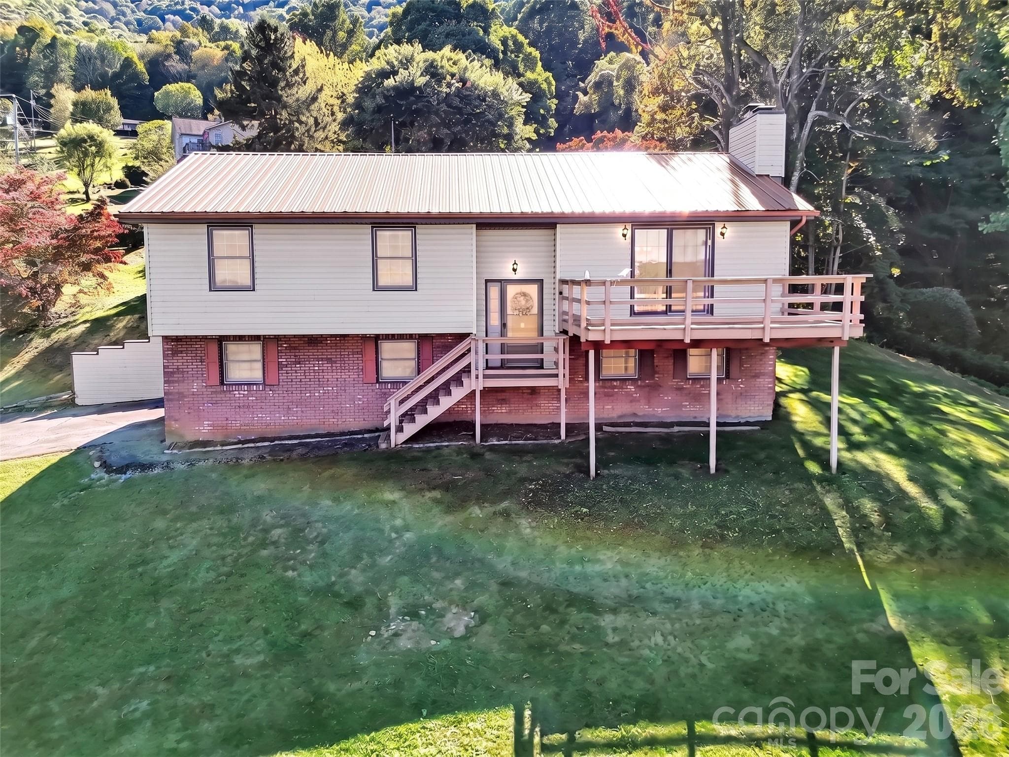 Single Family Residence at 110 Atari Road, Waynesville, photo 37 of 41