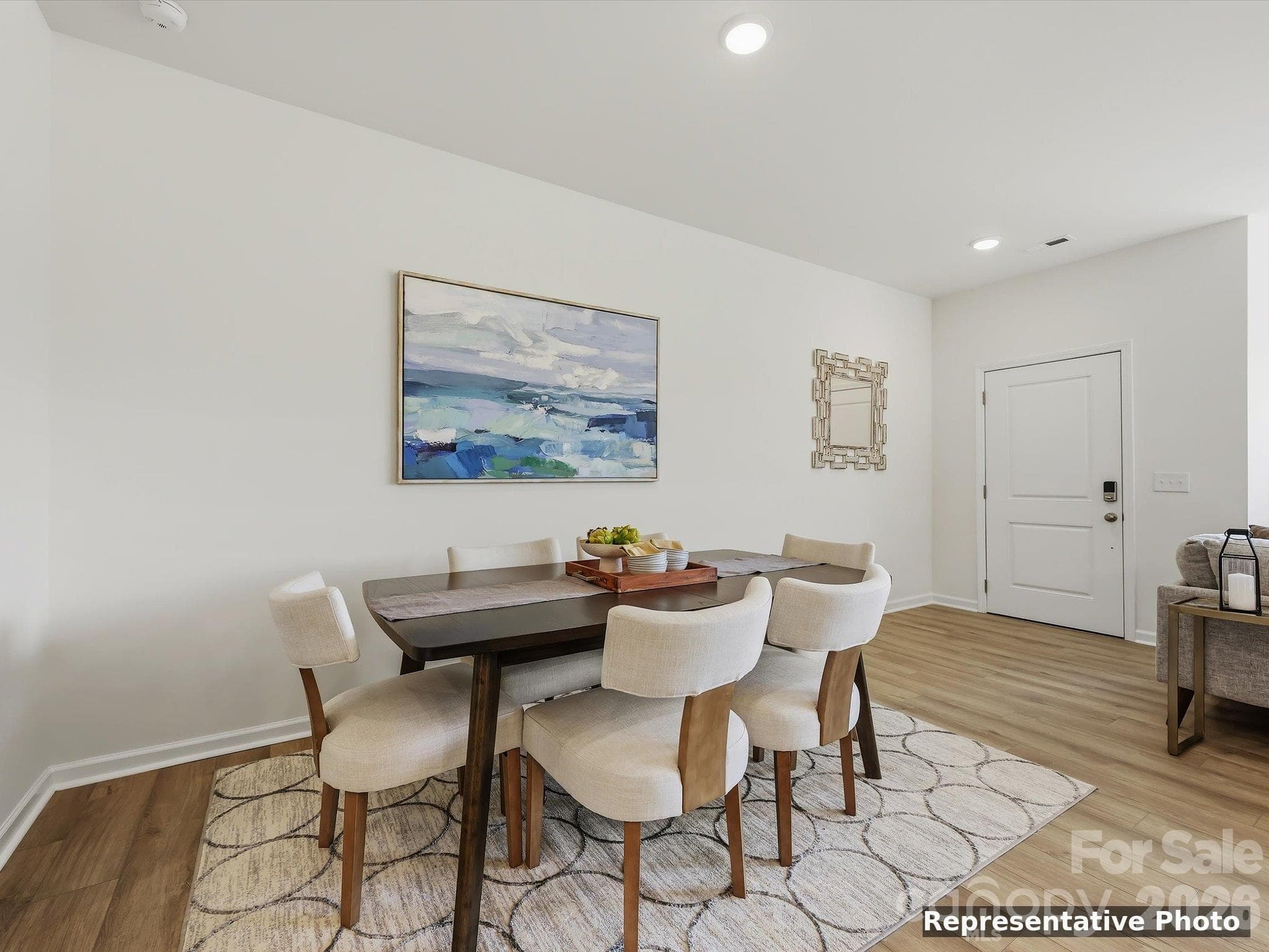 Open Floor concept Dining area - Charlotte