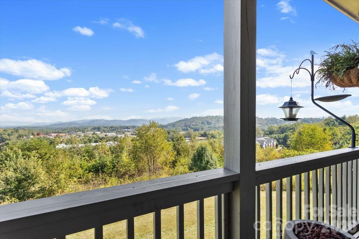 Condominium at 55 Rotunda Circle, Asheville, photo 16 of 48