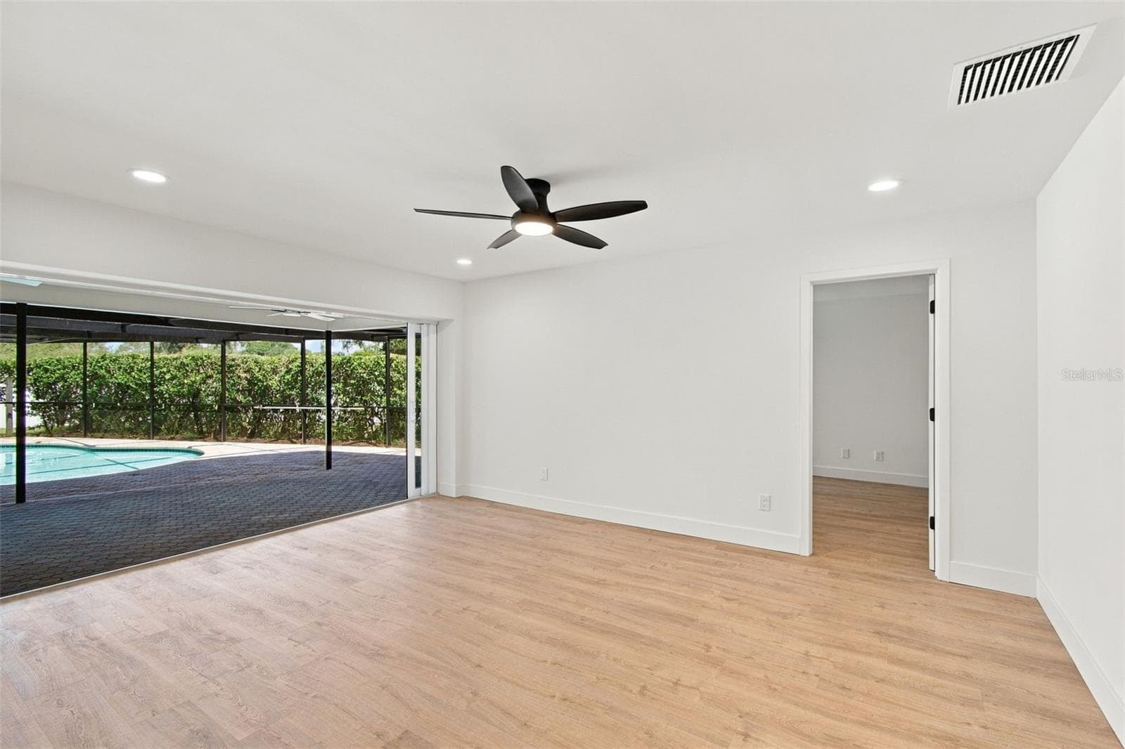Single Family Residence at 2654 AUGUSTA DR N, CLEARWATER, photo 21 of 91