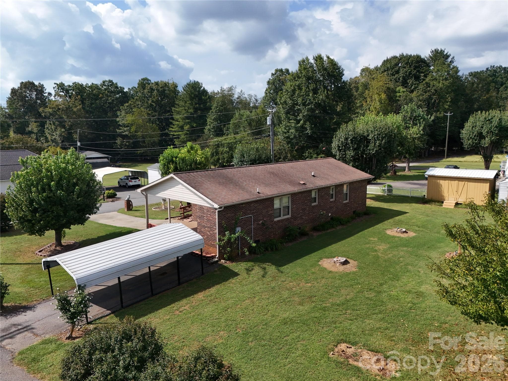 Single Family Residence at 108 Brittain Drive, Morganton, photo 3 of 29