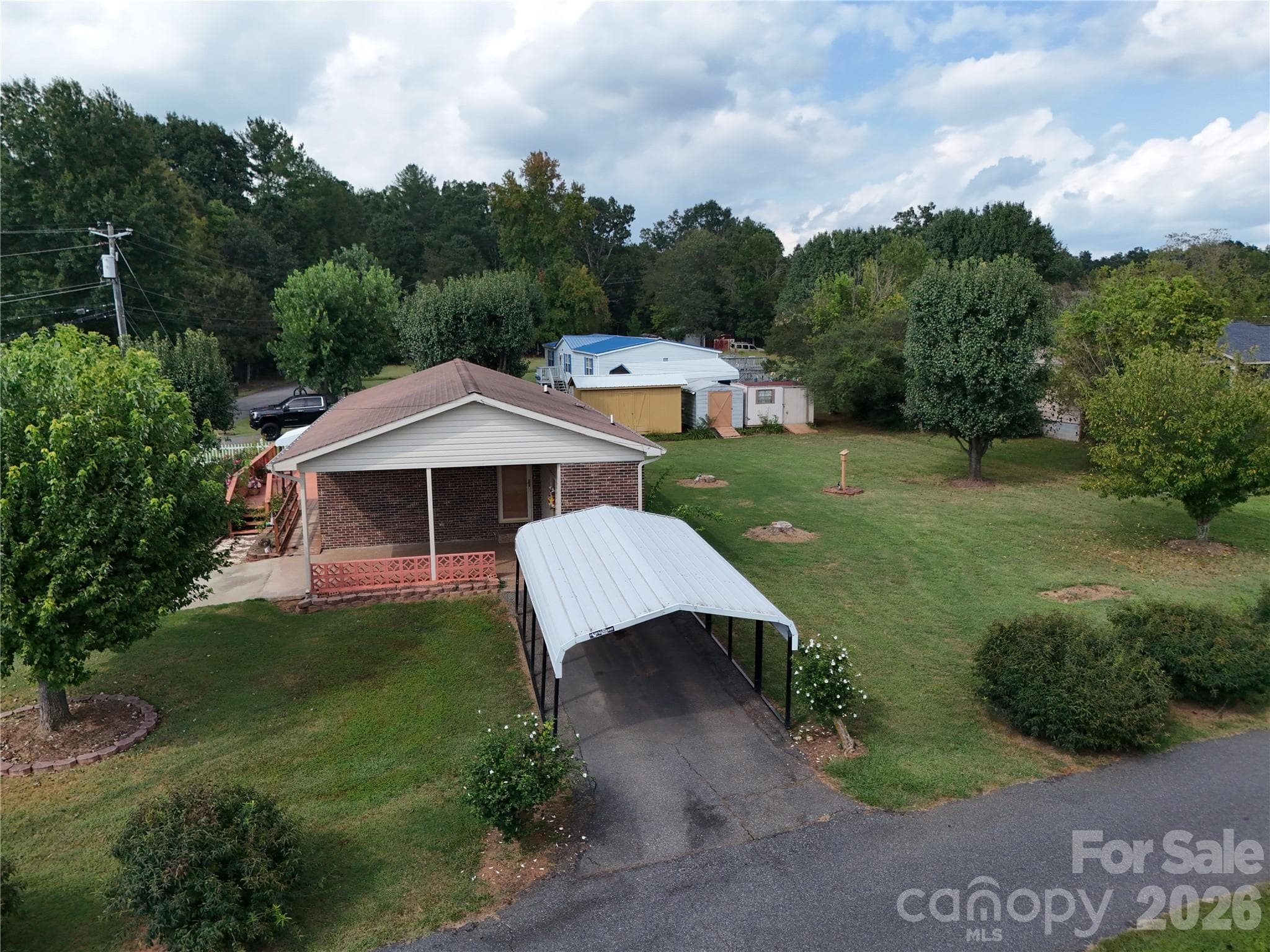 Single Family Residence at 108 Brittain Drive, Morganton, photo 6 of 29