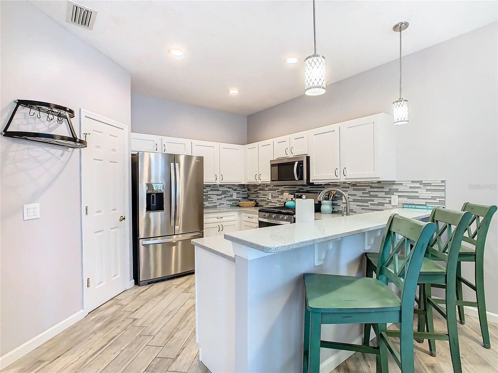 Single Family Residence at 304 CALABAY PARC BLVD, DAVENPORT, photo 2 of 54