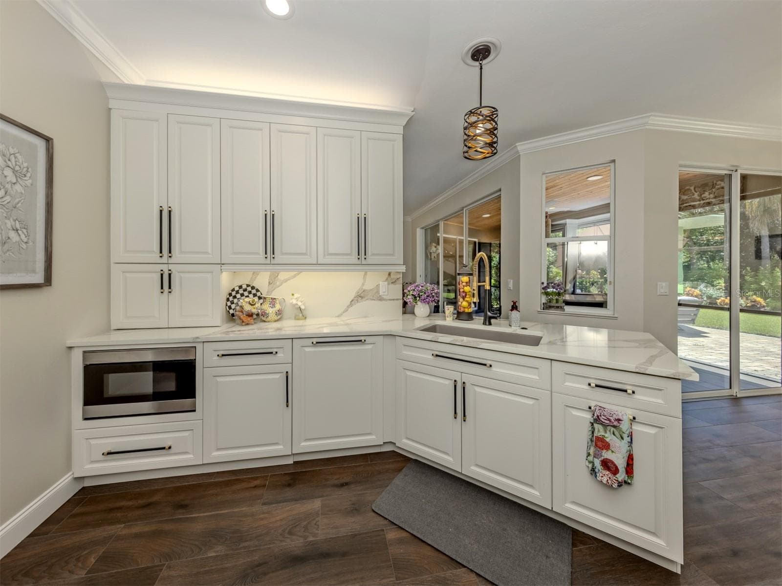 Single Family Residence at 143 WAYFOREST DR, VENICE, photo 20 of 60