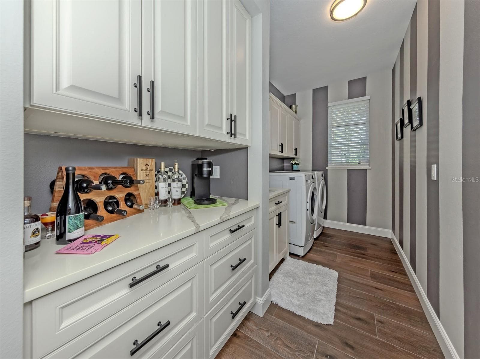 Single Family Residence at 143 WAYFOREST DR, VENICE, photo 23 of 60