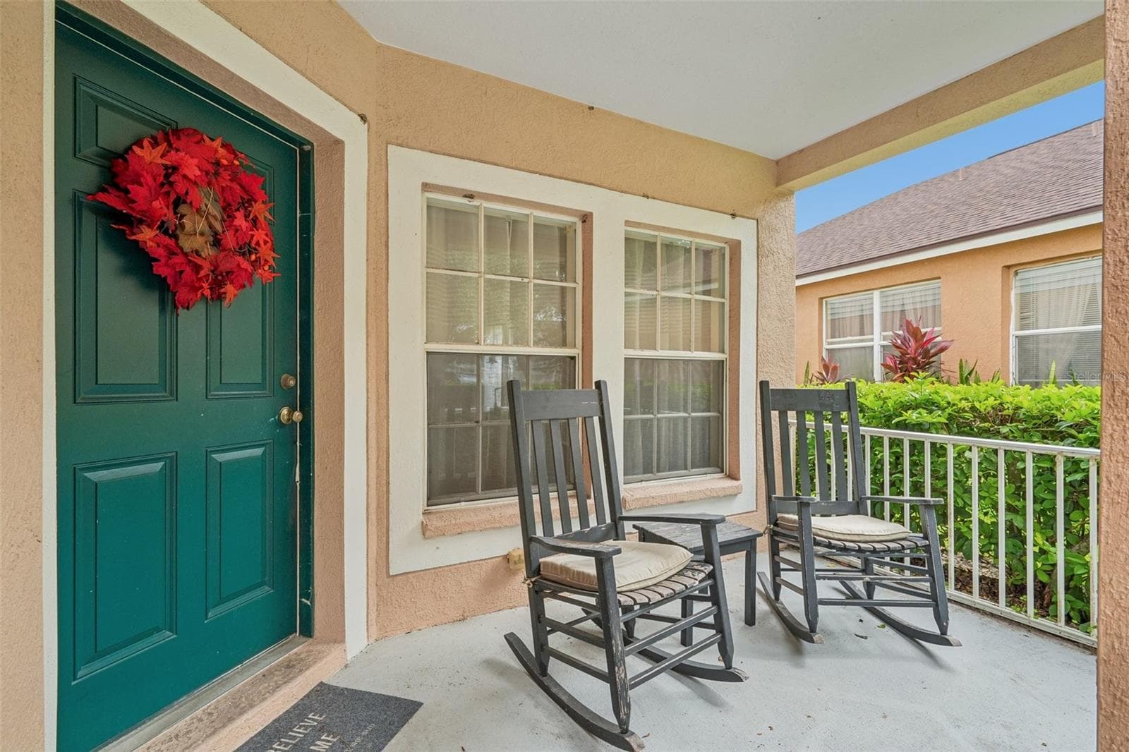 Single Family Residence at 6527 BRIDGECREST DR, LITHIA, photo 3 of 36
