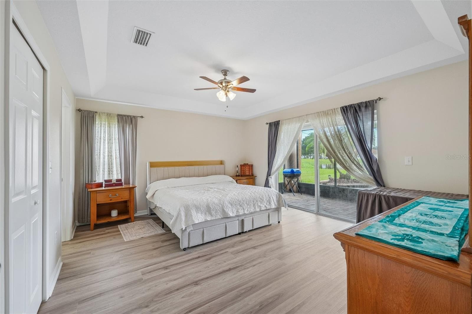 Single Family Residence at 6527 BRIDGECREST DR, LITHIA, photo 16 of 36