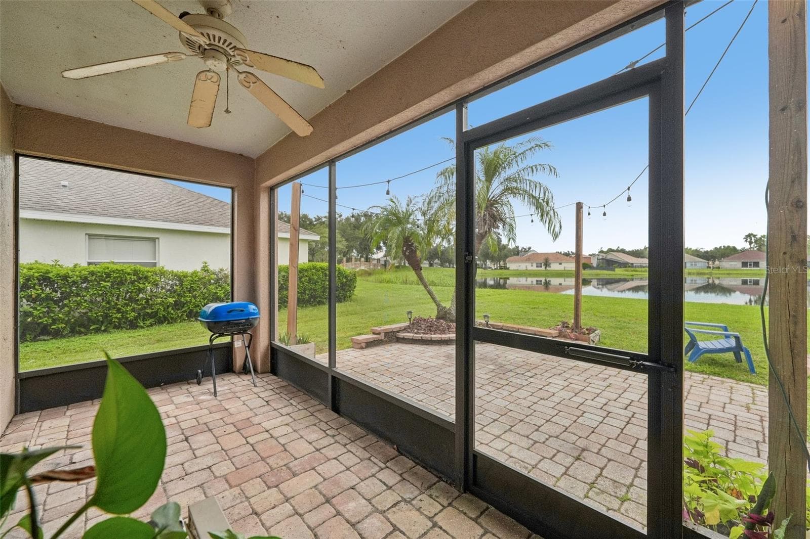 Single Family Residence at 6527 BRIDGECREST DR, LITHIA, photo 25 of 36