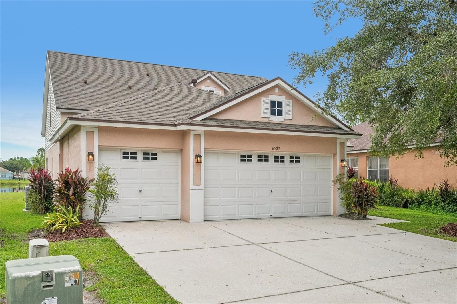 Single Family Residence at 6527 BRIDGECREST DR, LITHIA, photo 30 of 36