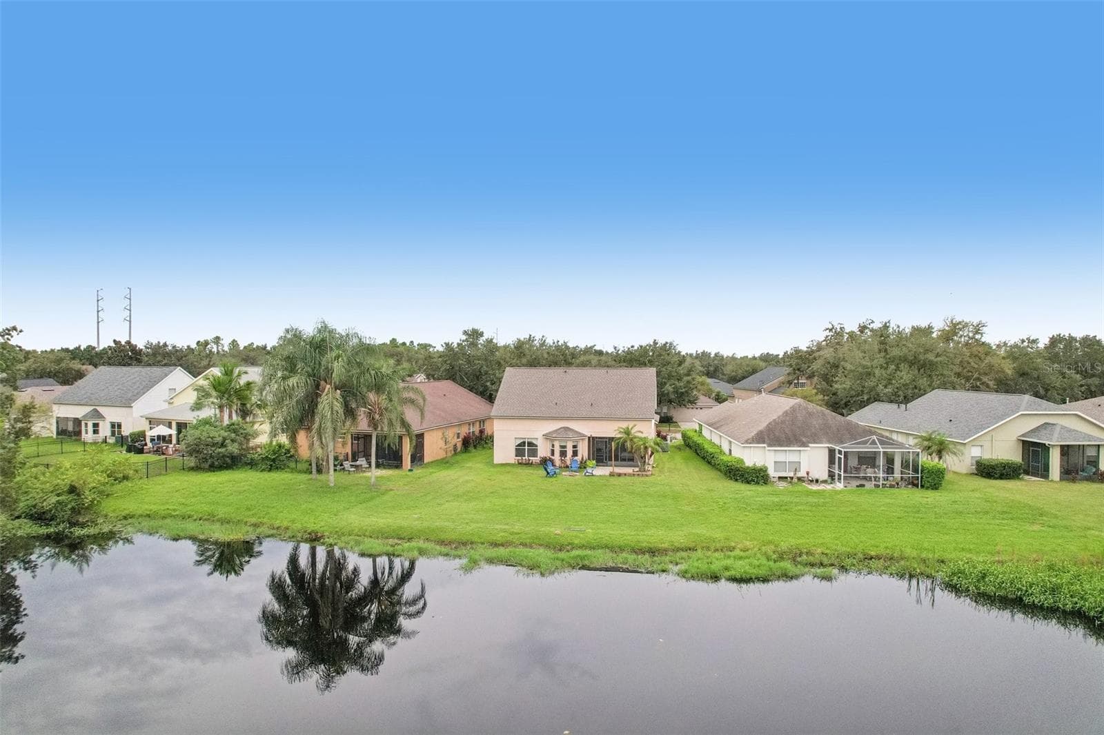 Single Family Residence at 6527 BRIDGECREST DR, LITHIA, photo 32 of 36