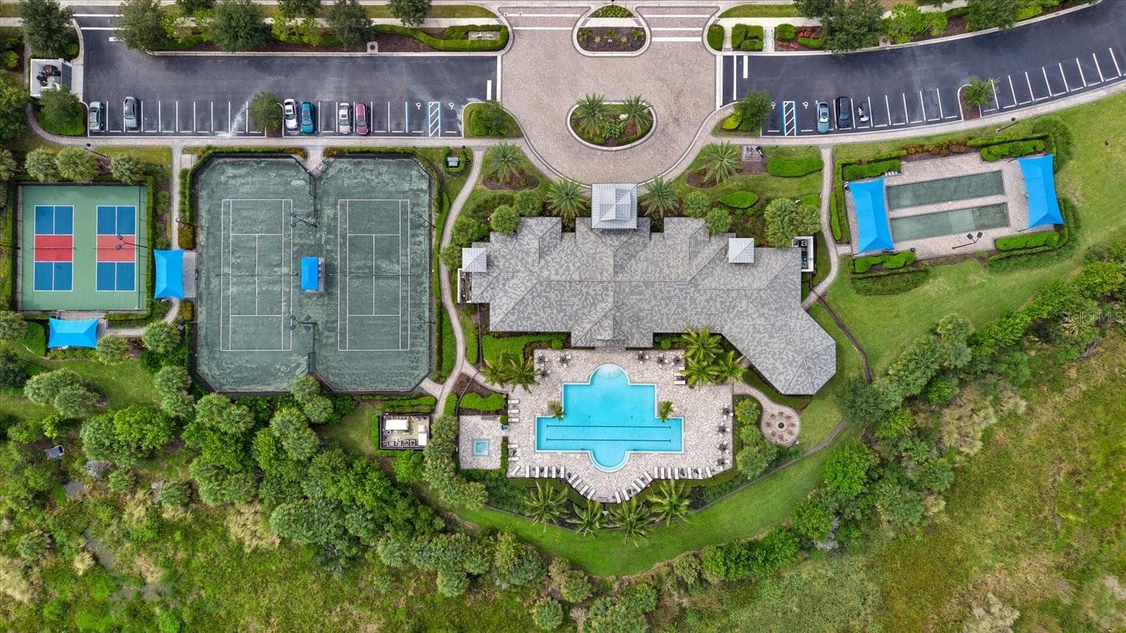 Clubhouse & Resort Pool - 12446 MARSH POINTE RD, SARASOTA