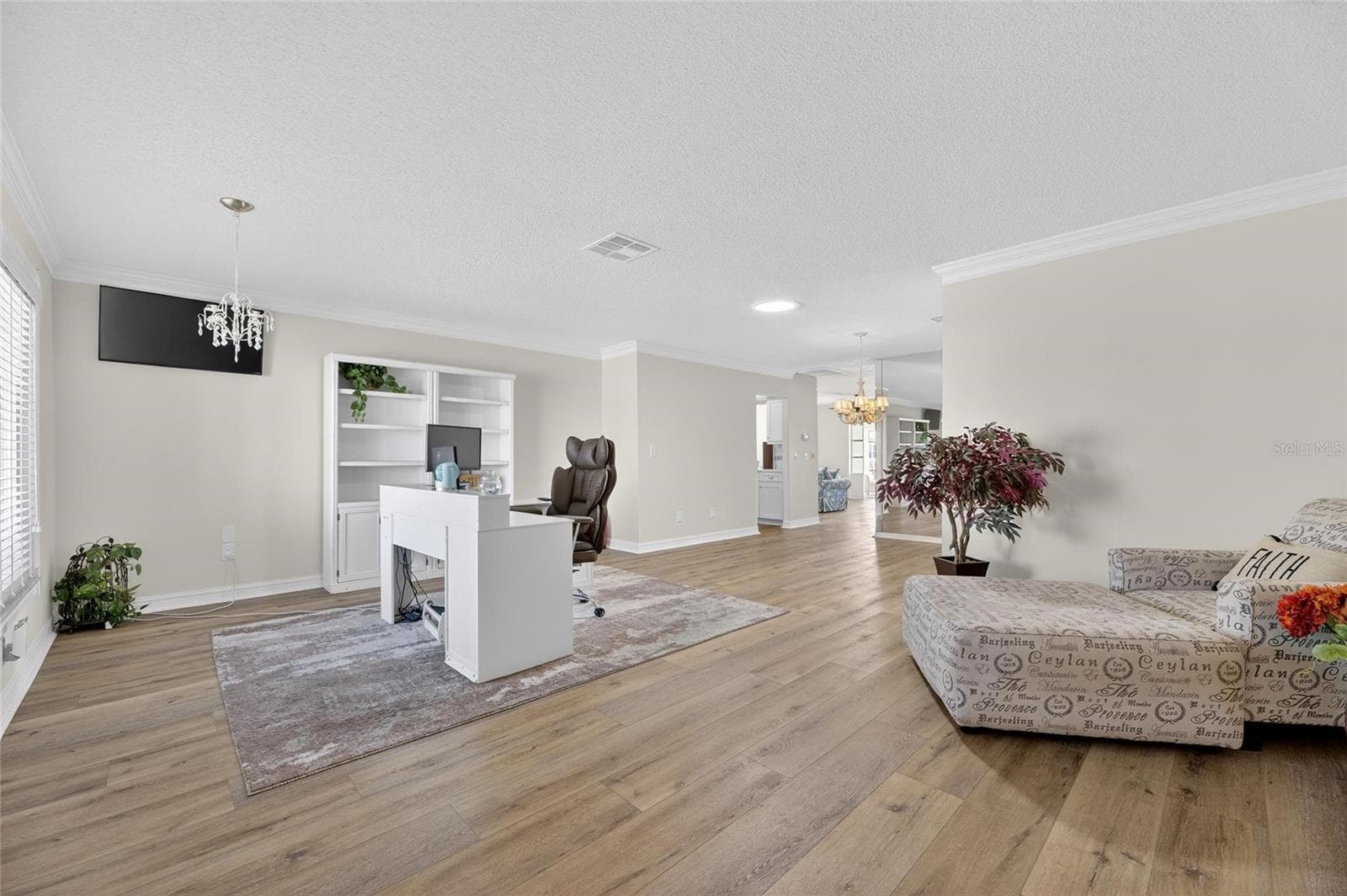 Villa at 108 WHITETAIL CT, SUN CITY CENTER, photo 6 of 44