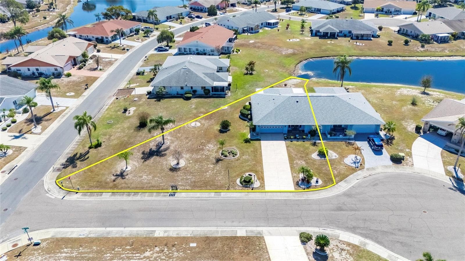Villa at 108 WHITETAIL CT, SUN CITY CENTER, photo 41 of 44