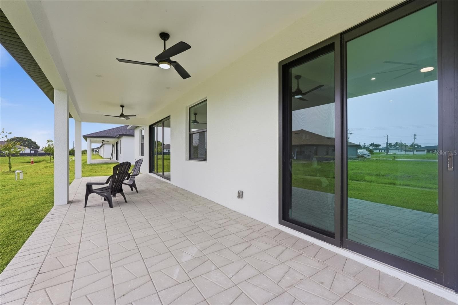 Lanai - 325 NE 15TH TER, CAPE CORAL