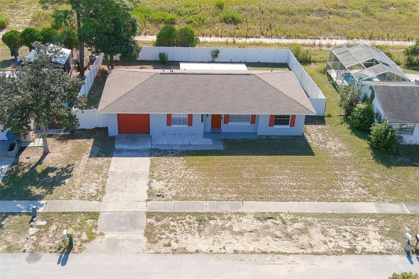 Single Family Residence at 12601 EDDINGTON RD, SPRING HILL, photo 2 of 28