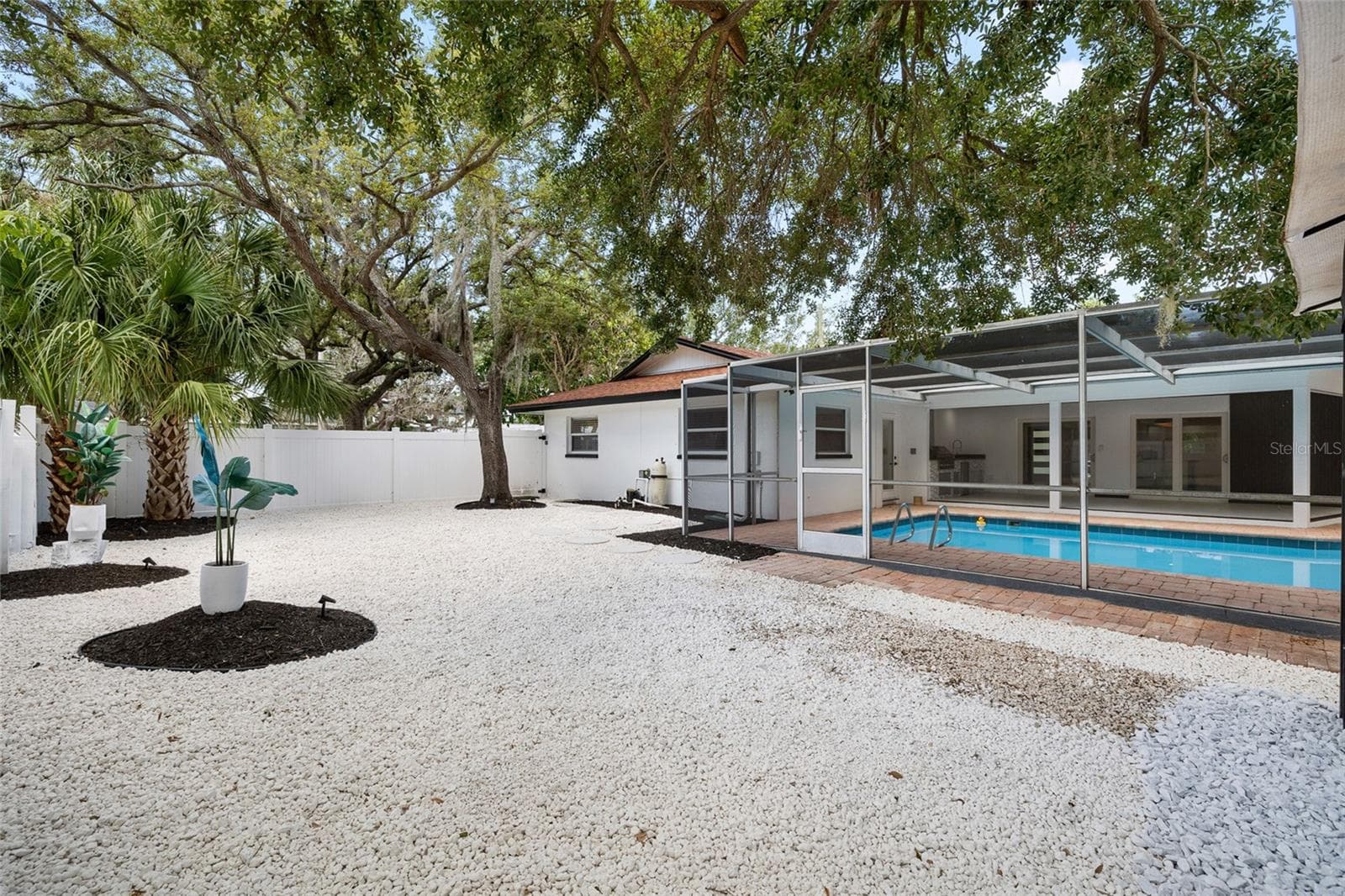 Single Family Residence at 2306 S SAN JOSE CIR, TAMPA, photo 42 of 51