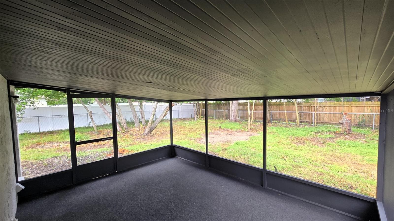 Screened Patio - 605 JAMESON DR, ORANGE CITY