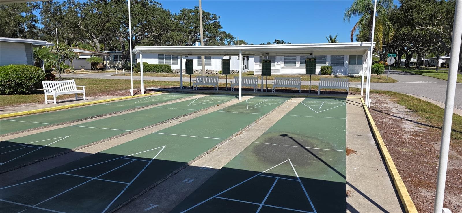 Shuffle Board - 2331 BELLEAIR RD #806, CLEARWATER