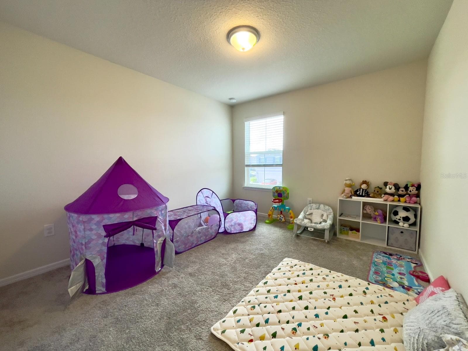 Single Family Residence at 2143 CHARMING AVE, DAVENPORT, photo 16 of 24