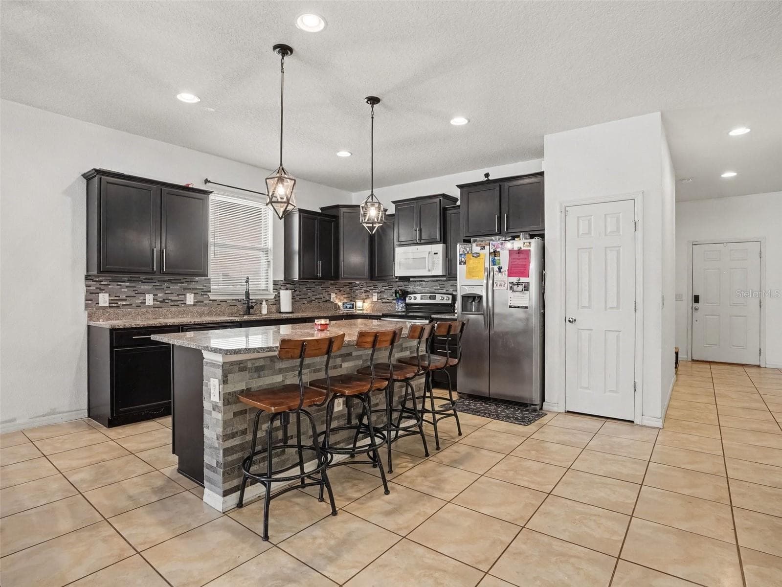 Single Family Residence at 8706 HINSDALE HEIGHTS DR, POLK CITY, photo 6 of 19