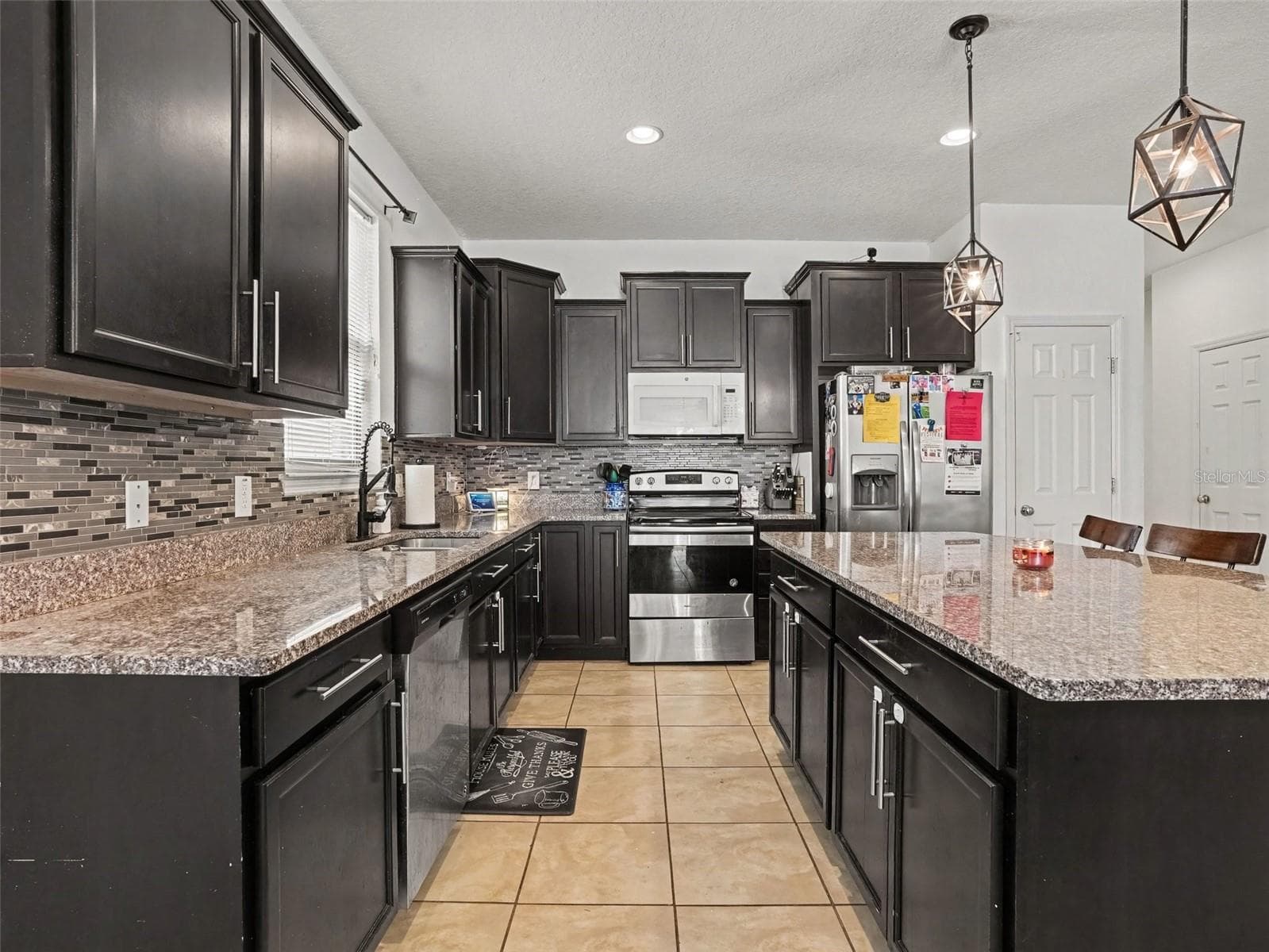 Single Family Residence at 8706 HINSDALE HEIGHTS DR, POLK CITY, photo 9 of 19