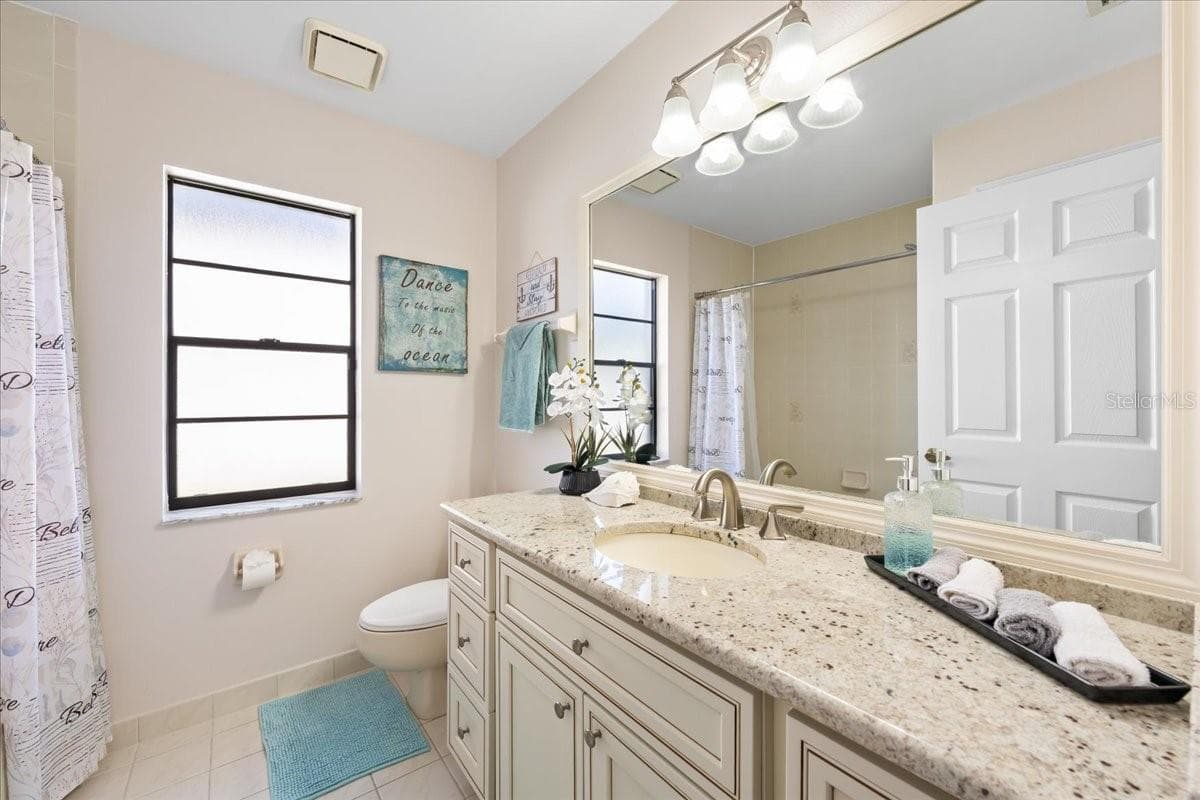 2nd Bathroom - 2656 SADDLEWOOD LN, PALM HARBOR