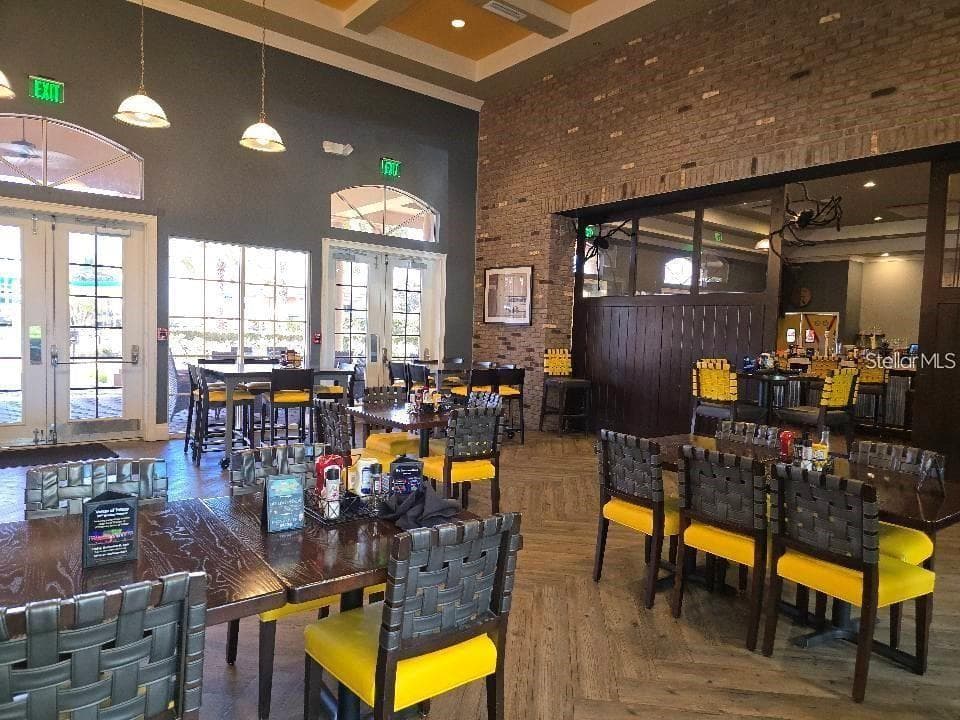 Restaurant and Bar - 902 TIDAL POND DR, GROVELAND