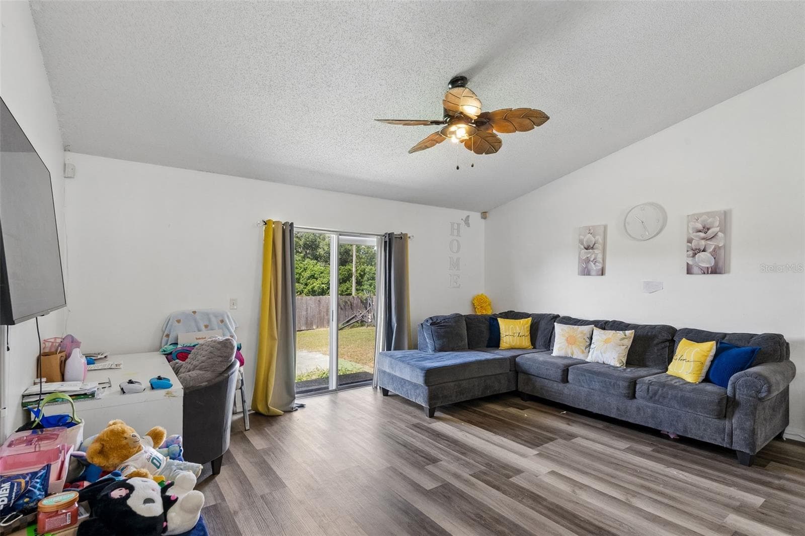 Single Family Residence at 2204 BRIDGEWOOD TRL, ORLANDO, photo 7 of 27