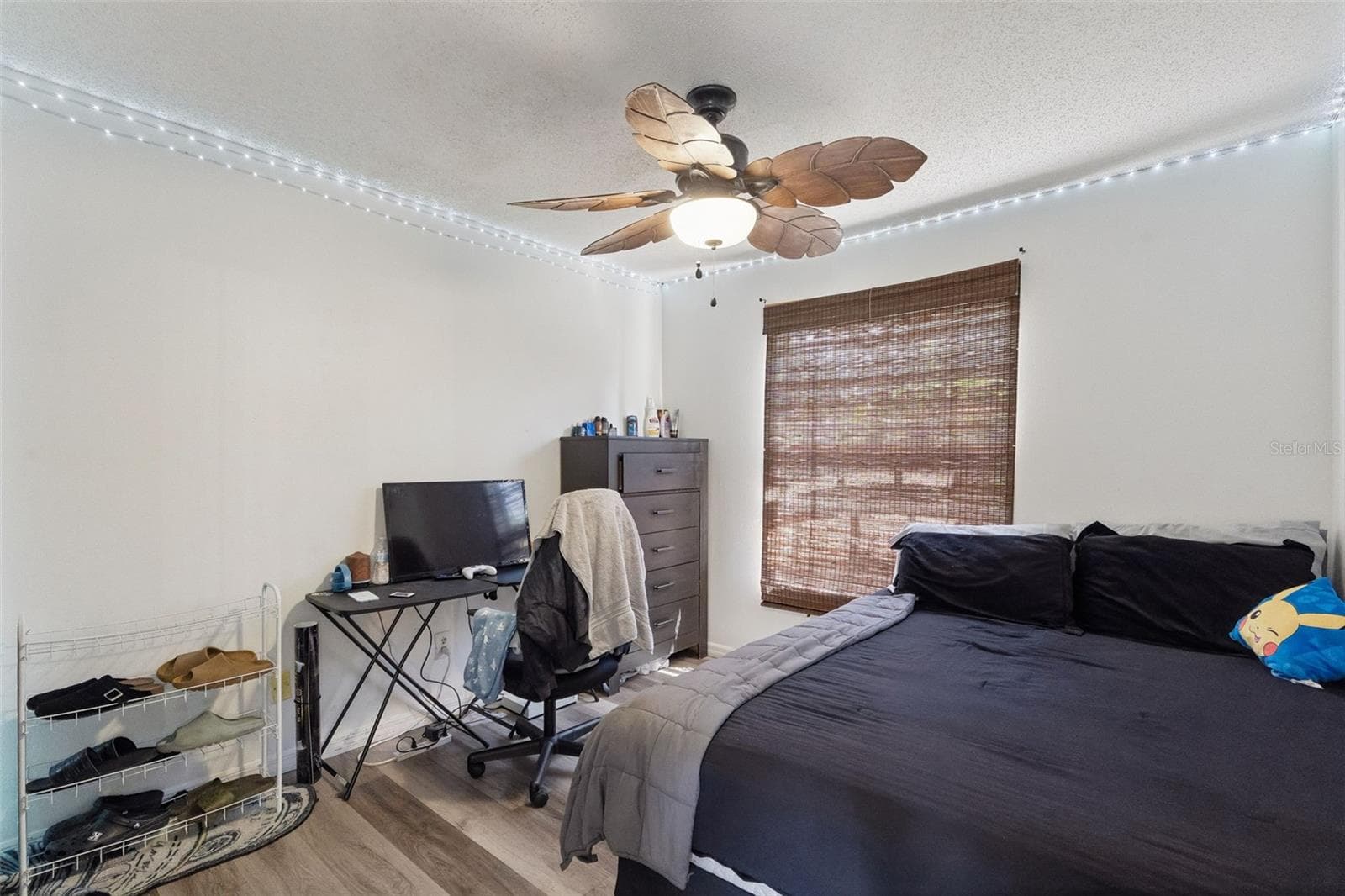 Single Family Residence at 2204 BRIDGEWOOD TRL, ORLANDO, photo 12 of 27