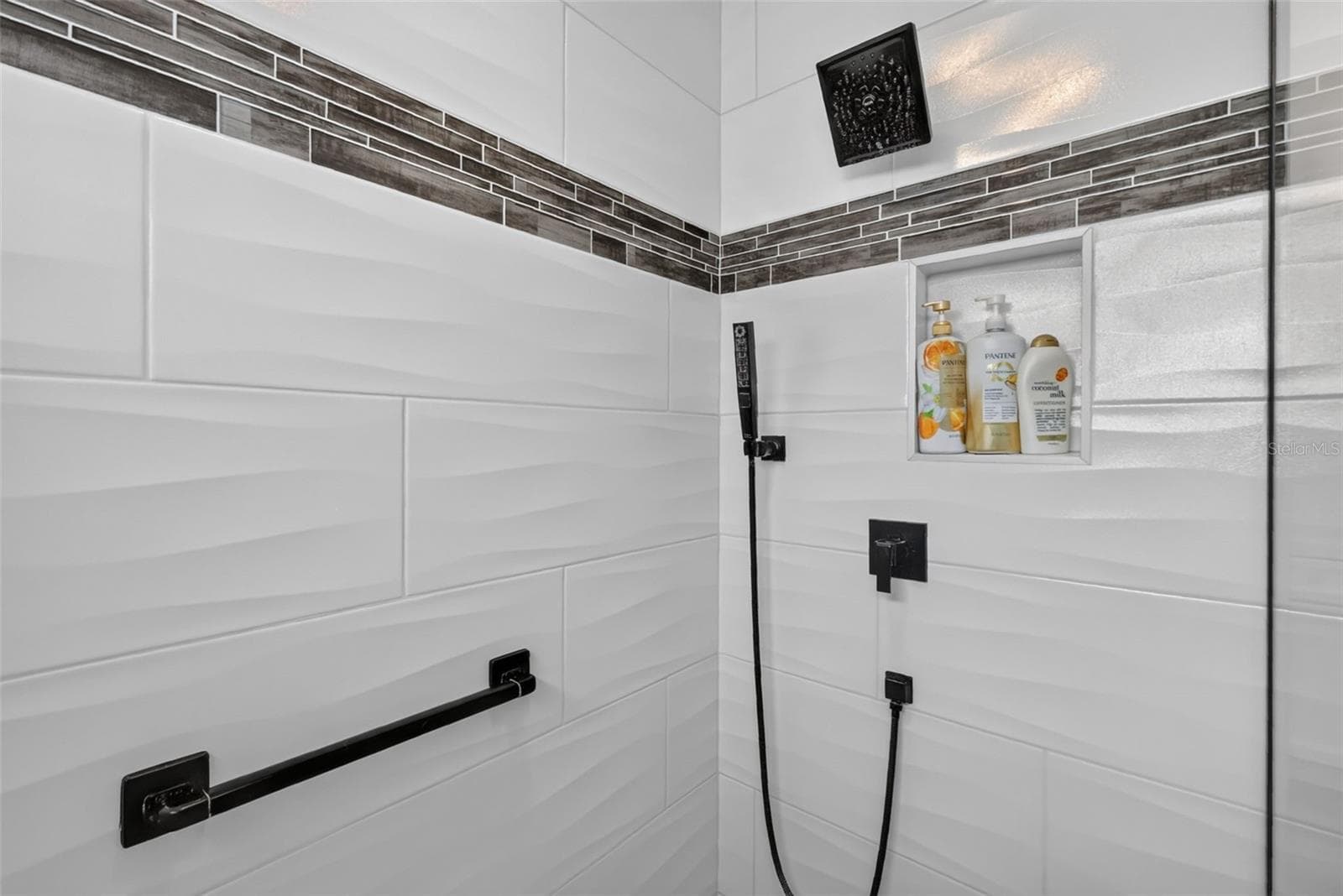 Primary tiled shower - 2741 DUNHAM DR, THE VILLAGES