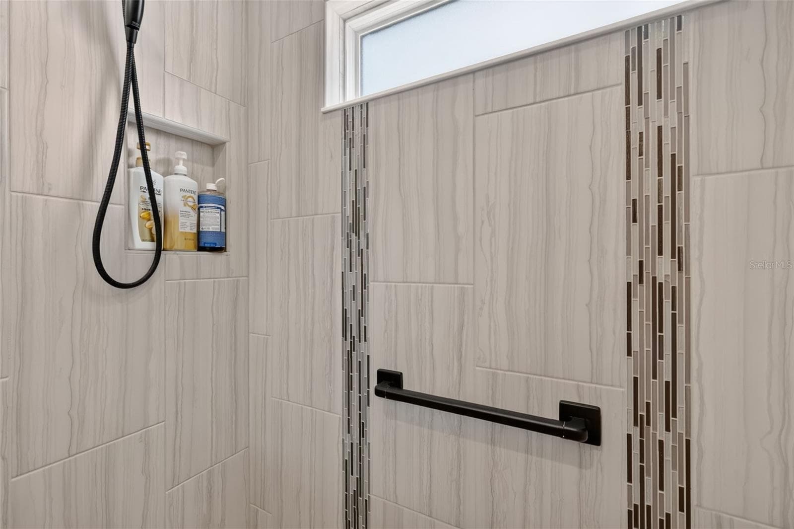 Front bathroom tiled shower - 2741 DUNHAM DR, THE VILLAGES