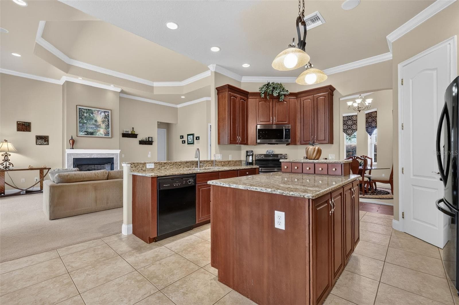 Single Family Residence at 6053 SPINNAKER LOOP, LADY LAKE, photo 27 of 53