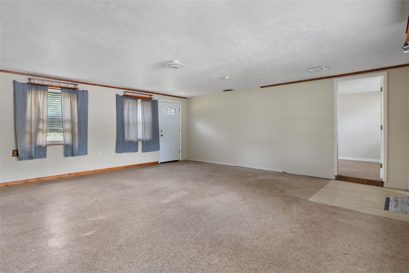 Single Family Residence at 7741 E SPANISH TRL, FLORAL CITY, photo 9 of 38