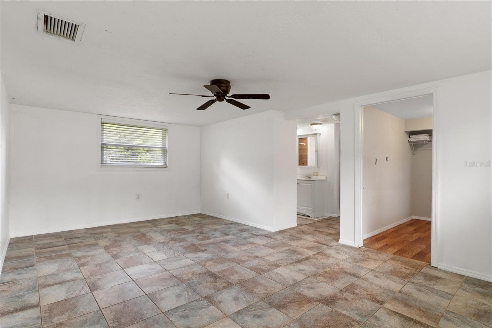 Single Family Residence at 7741 E SPANISH TRL, FLORAL CITY, photo 22 of 38