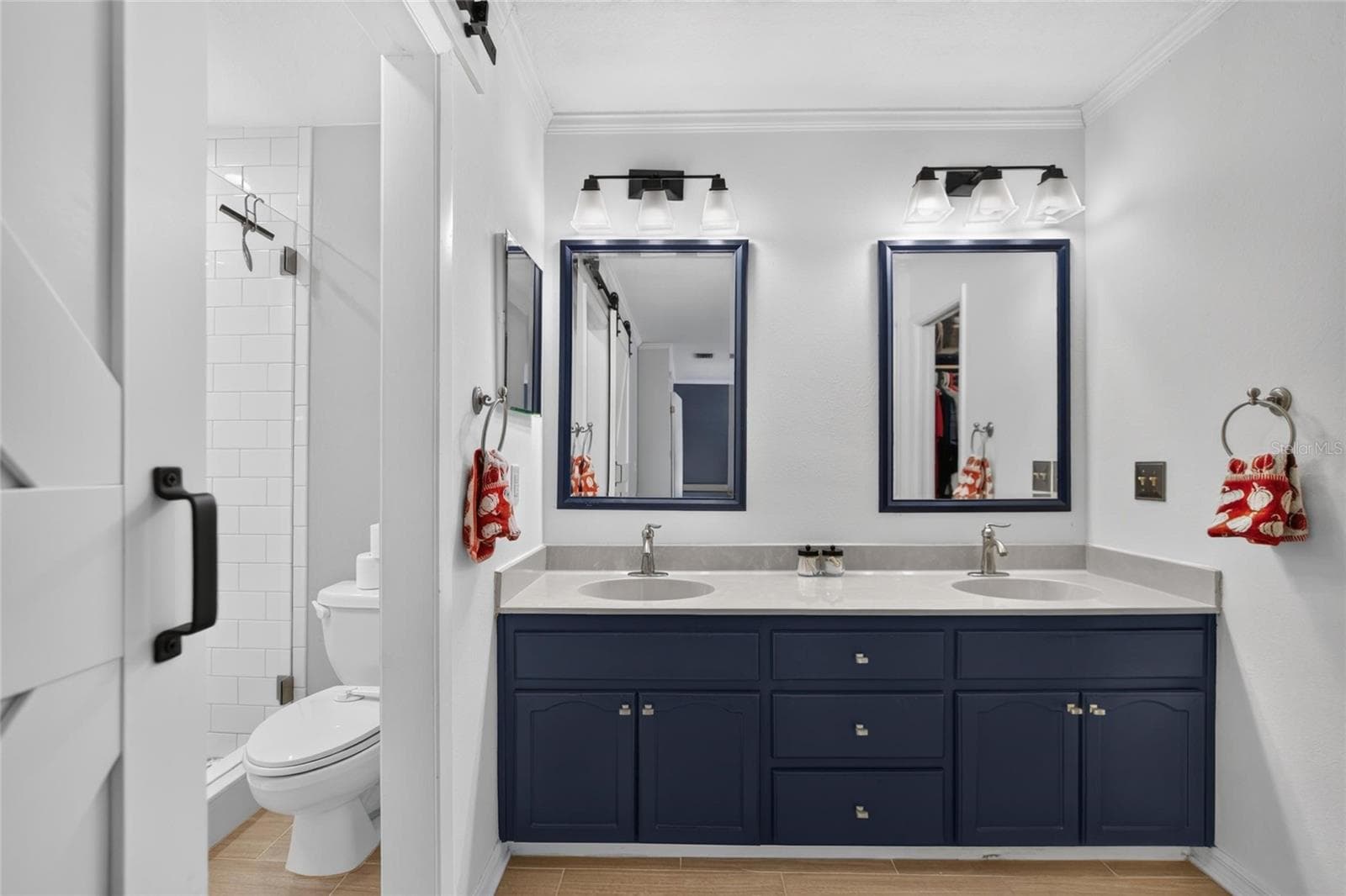 Primary Bathroom - 3721 VILLAGE ESTATES PL, TAMPA