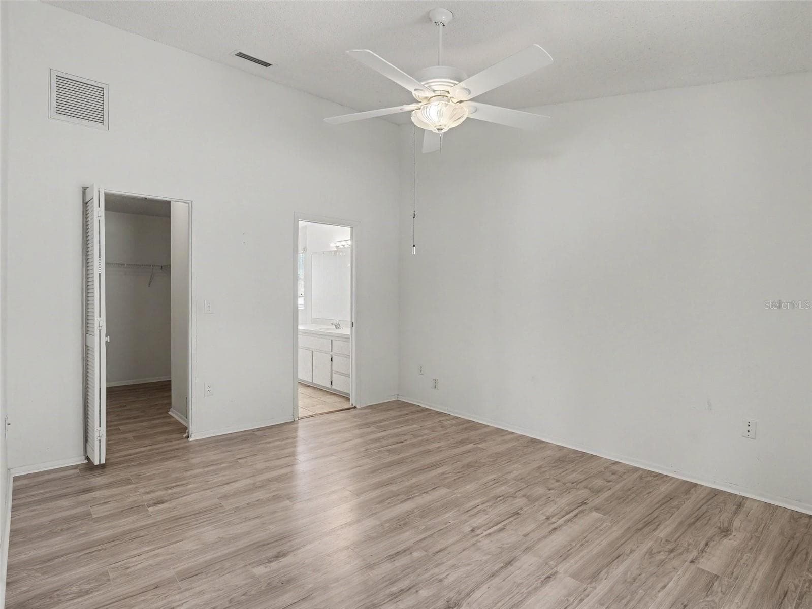 Single Family Residence at 12659 LONGCREST DR, RIVERVIEW, photo 15 of 28