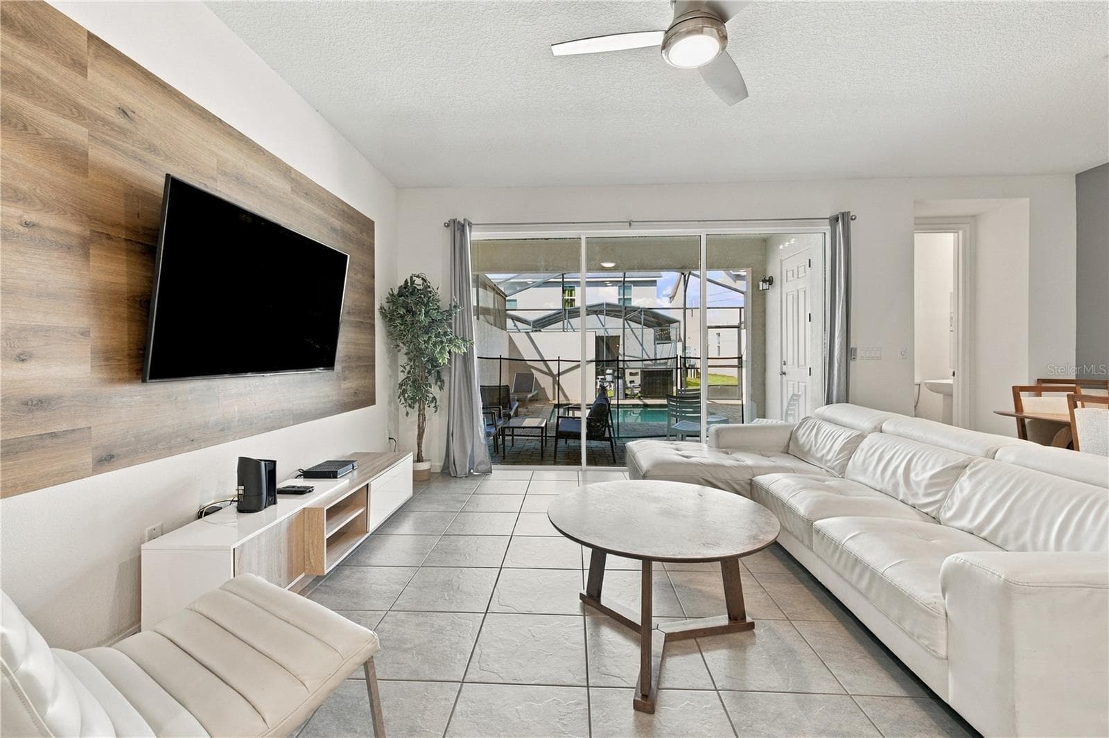 Townhouse at 2166 FLEMING MIST PL, KISSIMMEE, photo 12 of 52