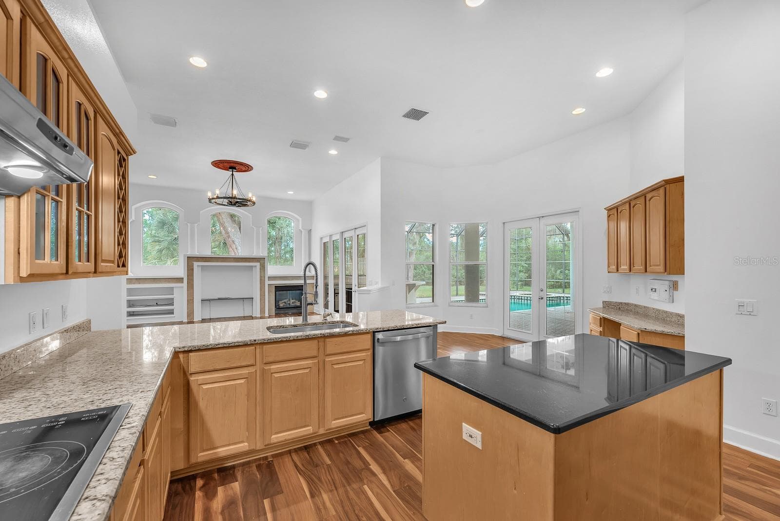 Kitchen - 6034 HAMMOCK HILL AVE, LITHIA