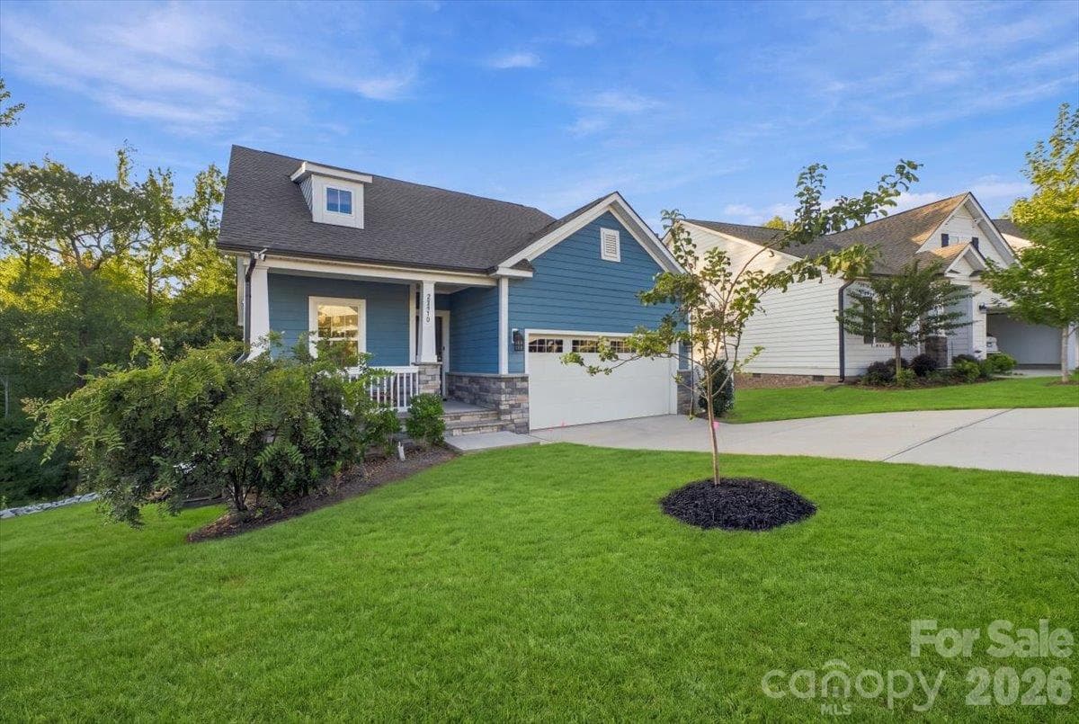 24550 Blue Heron Circle