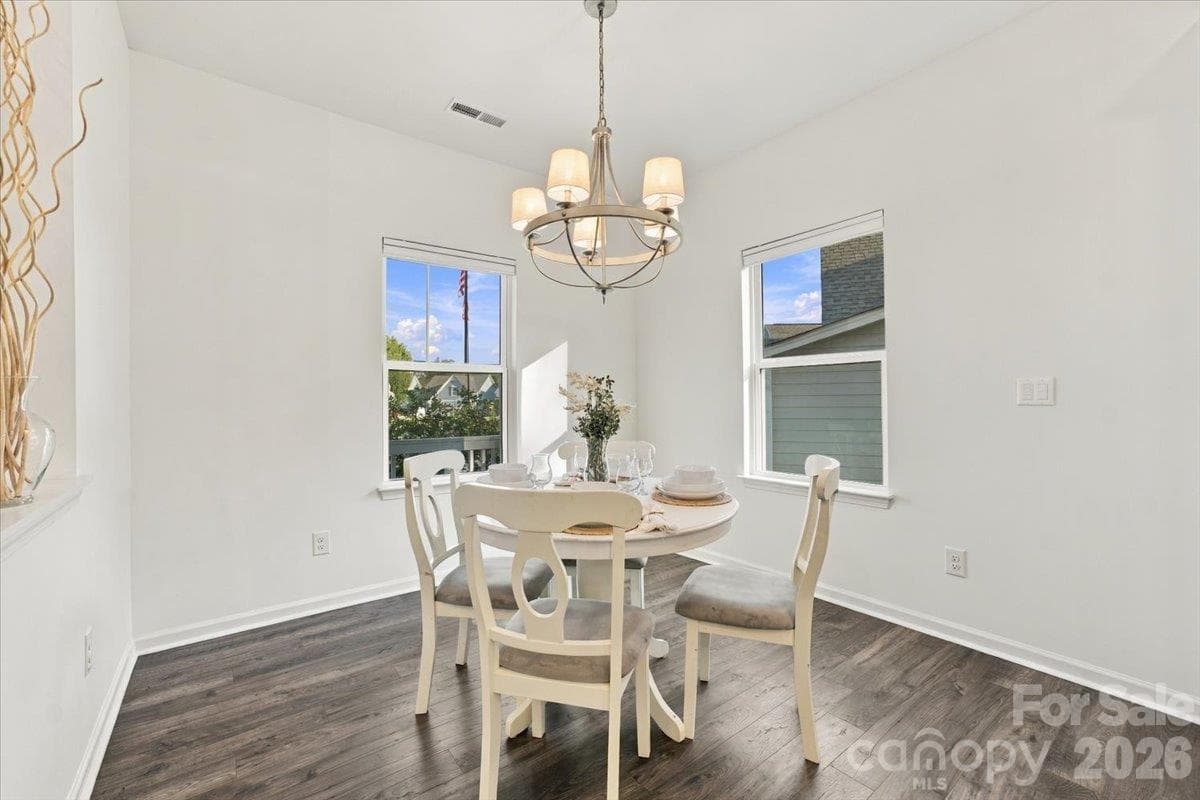 Dining area - 24550 Blue Heron Circle, Lancaster