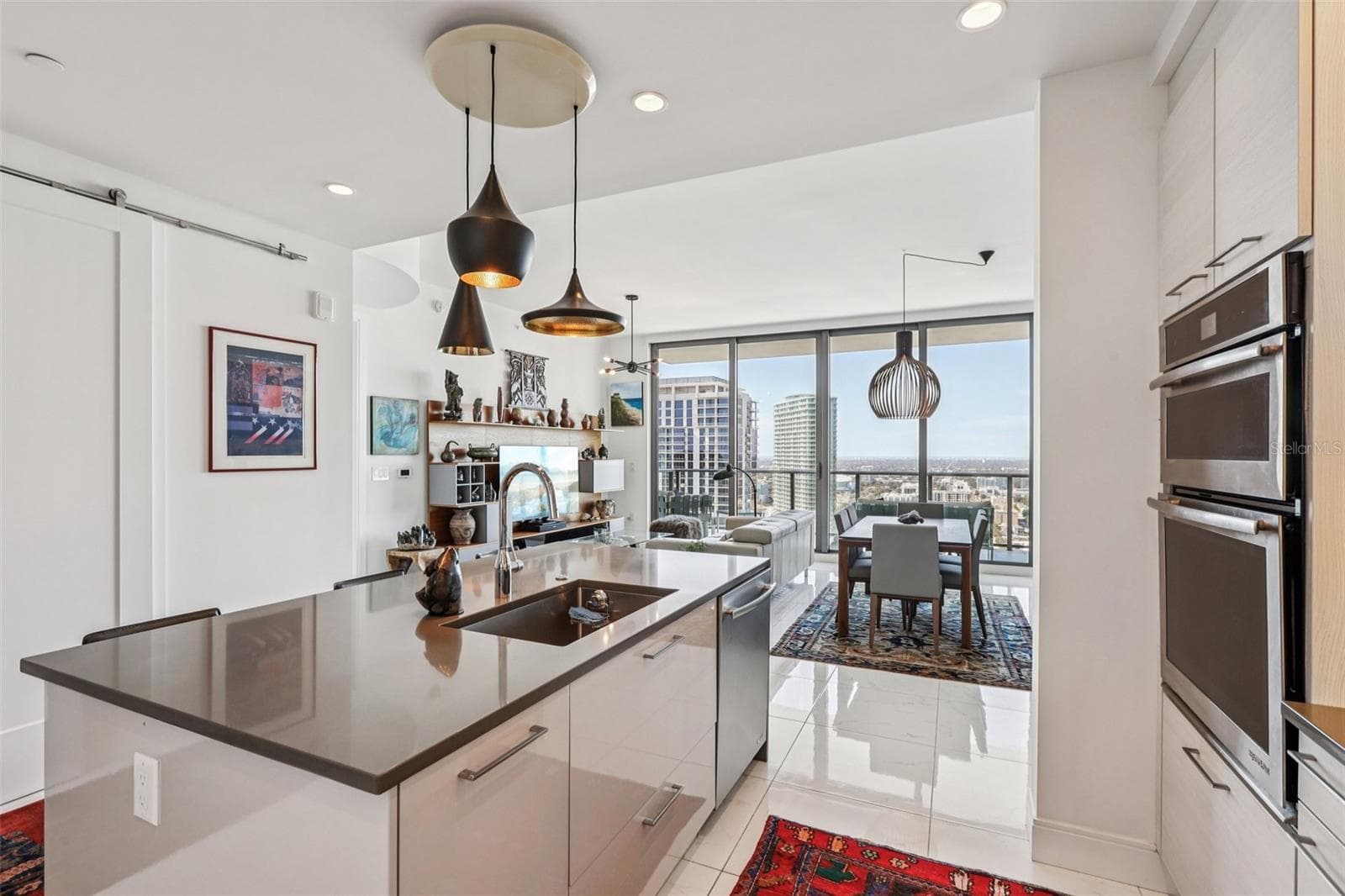 Condominium at 100 1ST AVE N #3806, ST PETERSBURG, photo 13 of 61