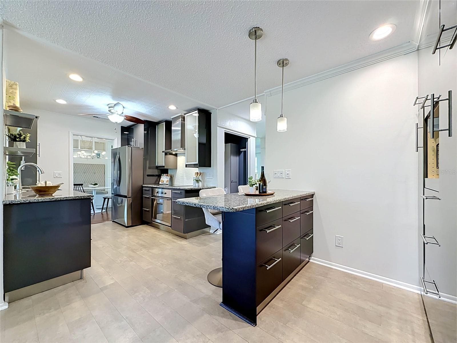 Casual Eating Area - Kitchen - 2632 CAMILLE DR, PALM HARBOR