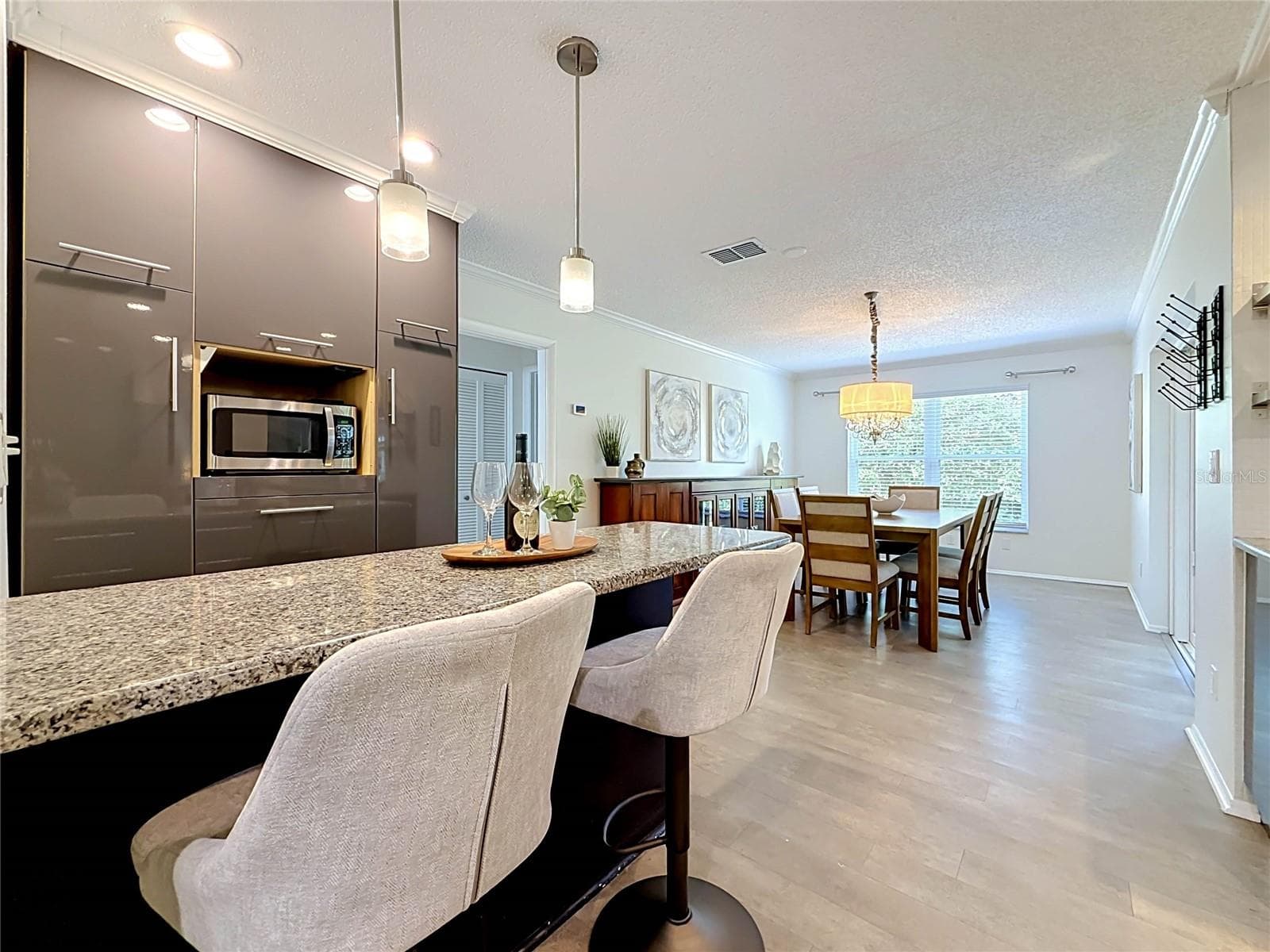 Casual Eating Area - Family/Dining Room - 2632 CAMILLE DR, PALM HARBOR