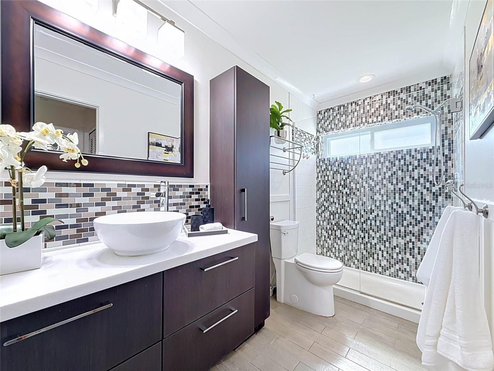 Guest Bath - 2632 CAMILLE DR, PALM HARBOR