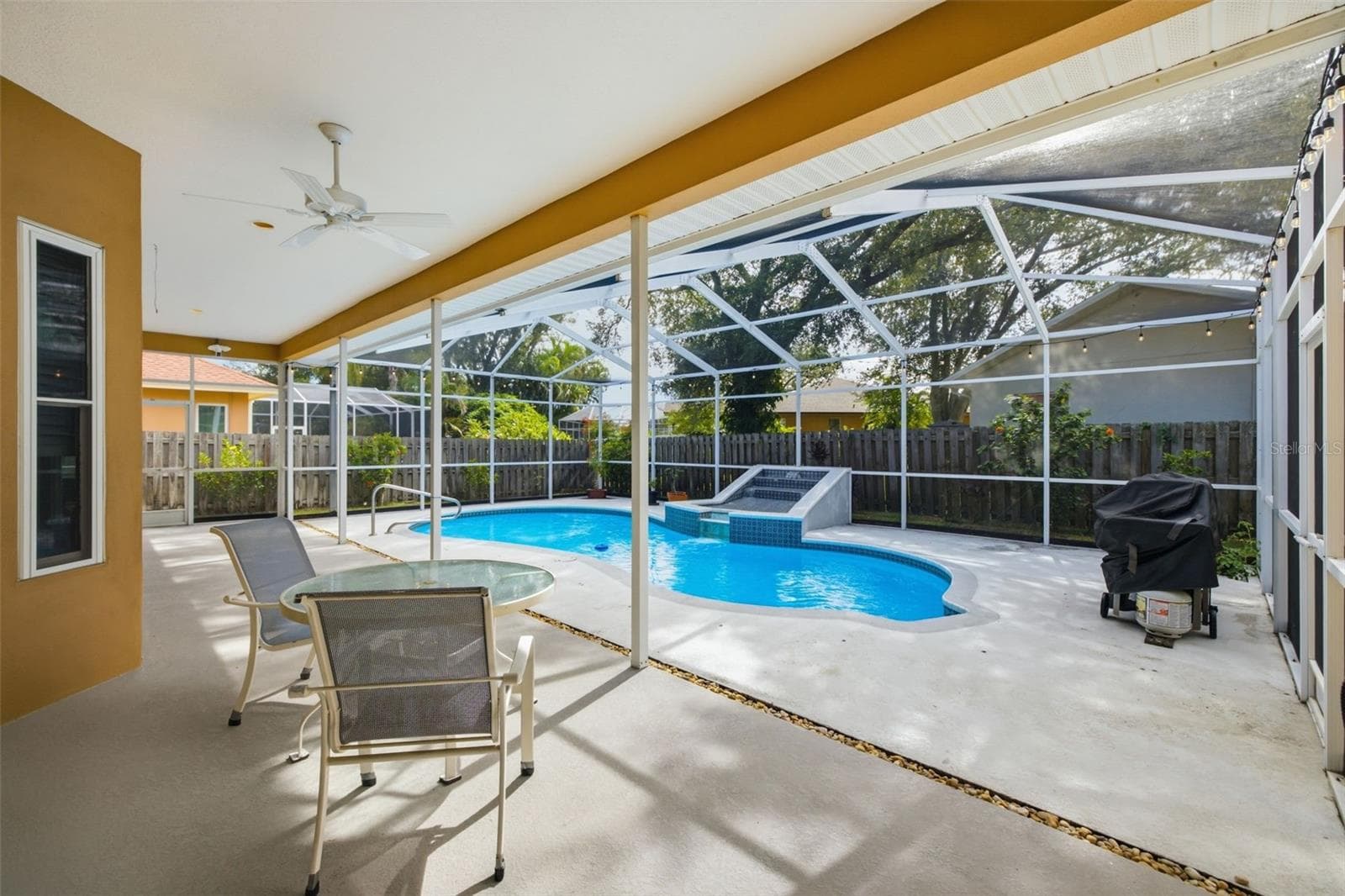 Single Family Residence at 903 WHIPPOORWILL DR, PALM HARBOR, photo 33 of 36