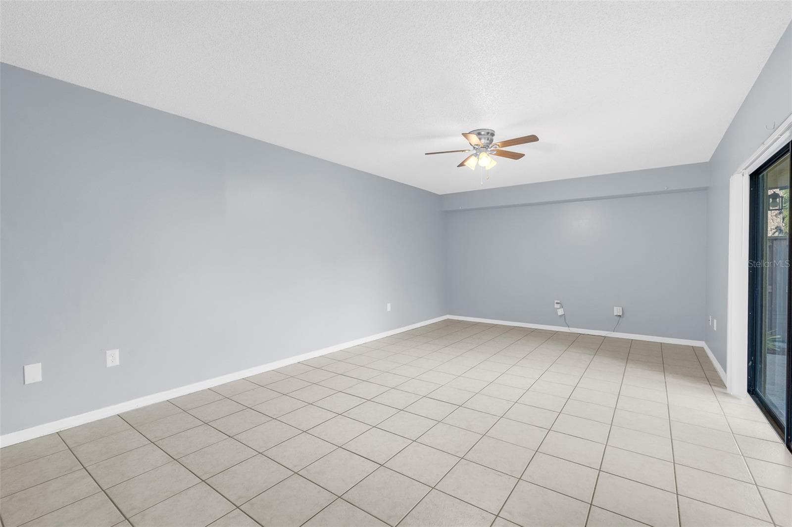 Condominium at 5382 ELM CT #356, ORLANDO, photo 4 of 41