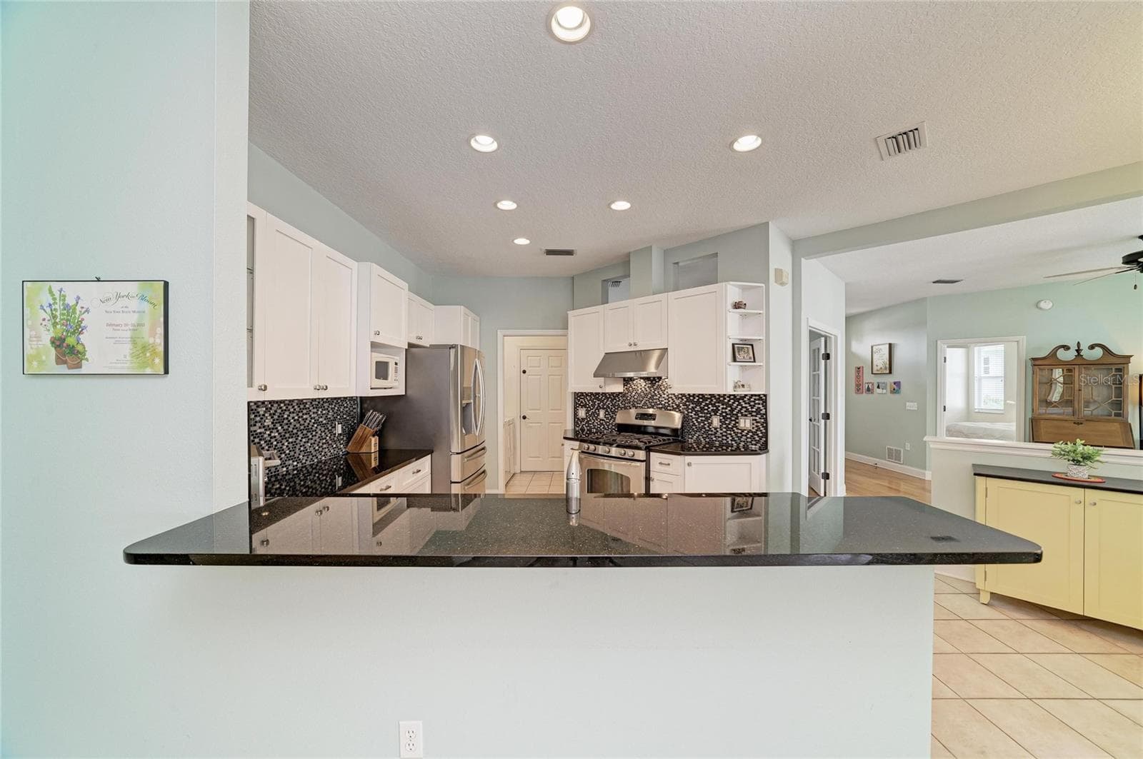 Single Family Residence at 12105 BEEFLOWER DR, LAKEWOOD RANCH, photo 11 of 41