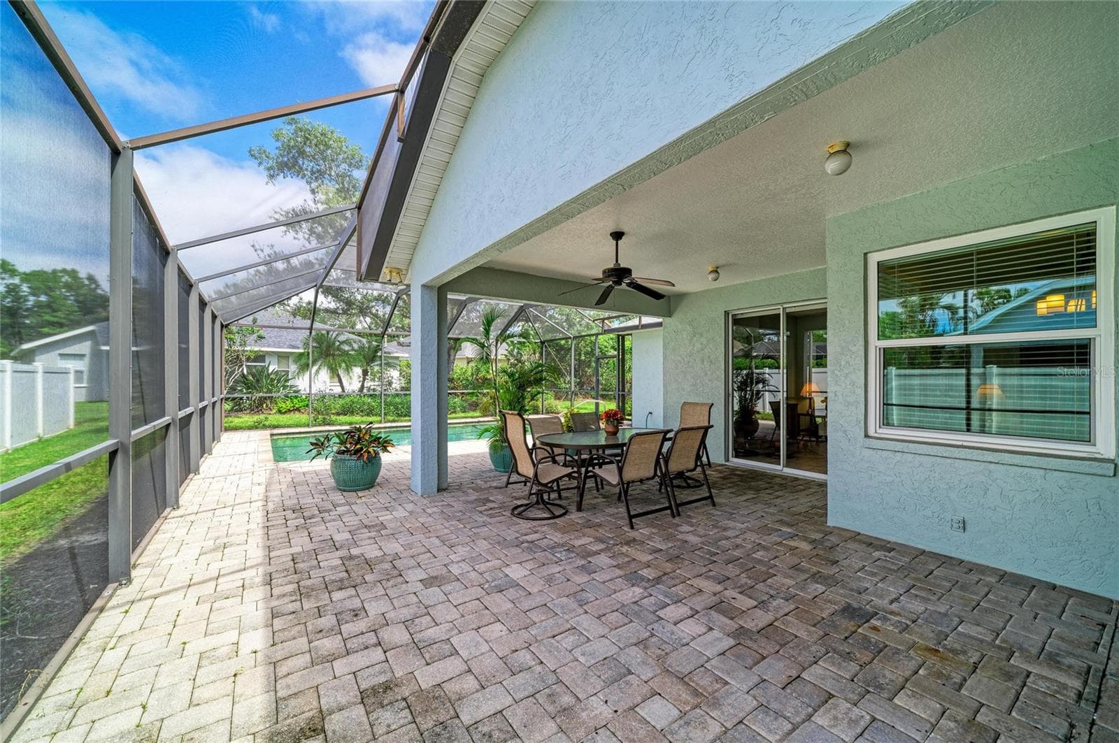 Single Family Residence at 12105 BEEFLOWER DR, LAKEWOOD RANCH, photo 31 of 41