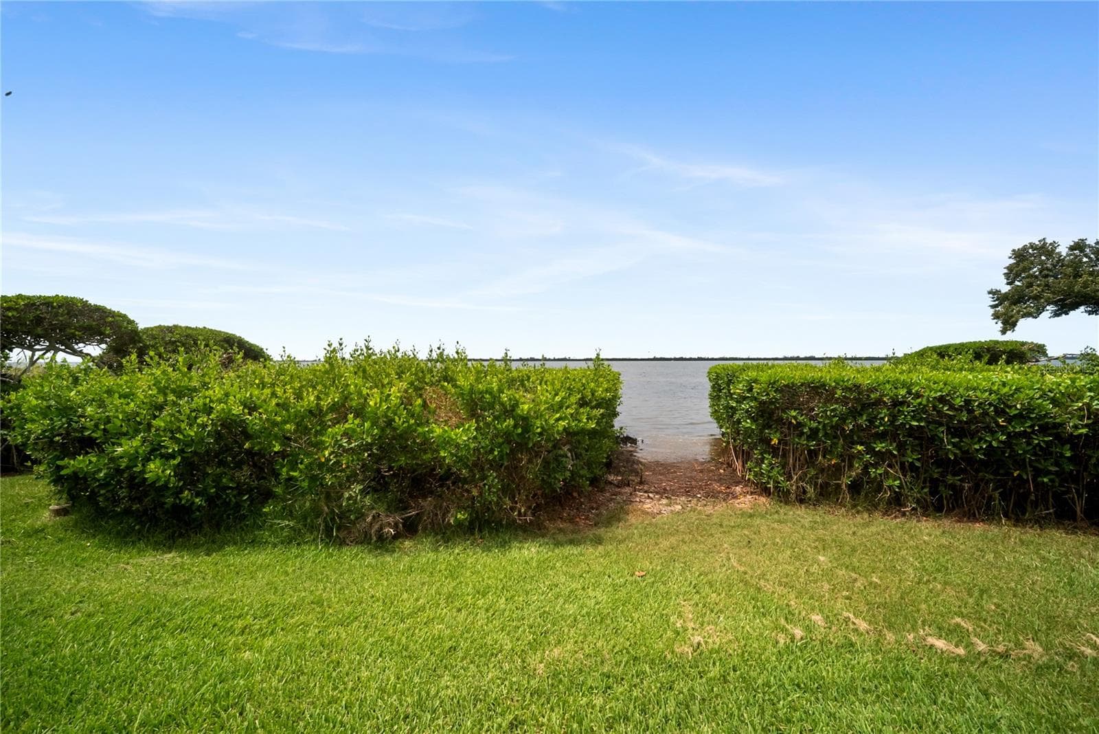 Single Family Residence at 44 TIDY ISLAND BLVD, BRADENTON, photo 40 of 60